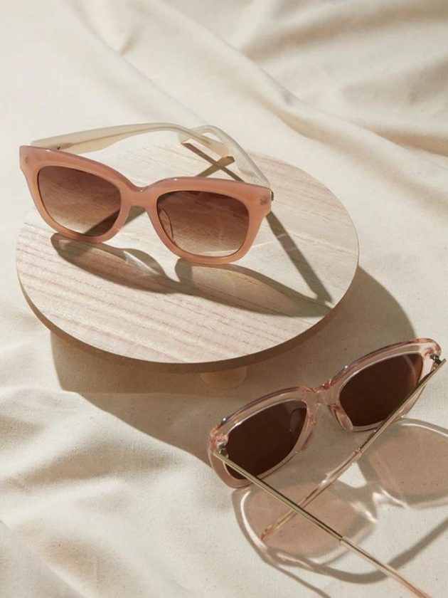 Sunglasses from slow fashion brand Covry