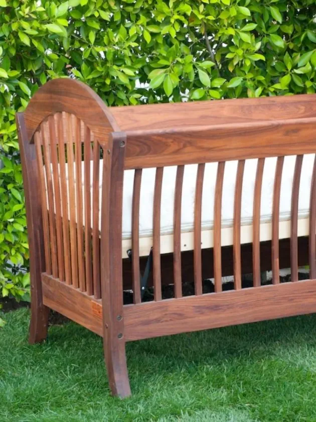 Eco-friendly wooden crib from Green Cradle