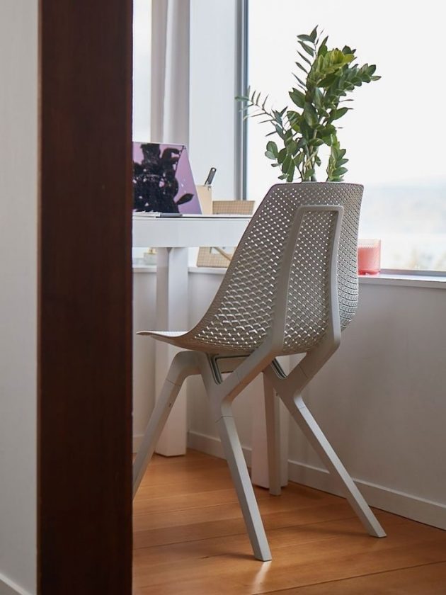 Sustainable desk chair or dining chair made from ECONYL from noho