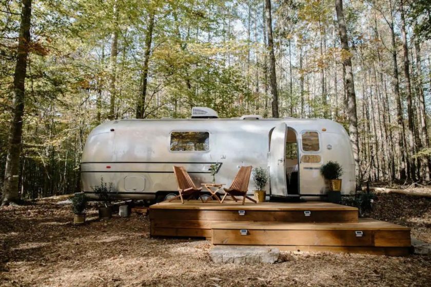 Vintage Airstream Glamping in the US: Tin Can Airstream 