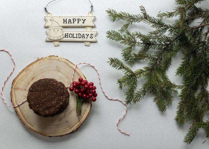 Natural holiday decor - sustainable Christmas decorations guide cover image