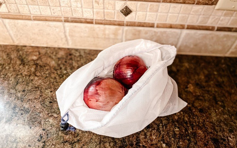 Low waste kitchen - cloth produce bags